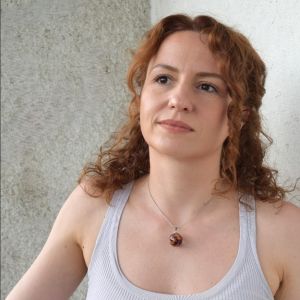 колие от смола и цвете сфера с "Розови листенца"